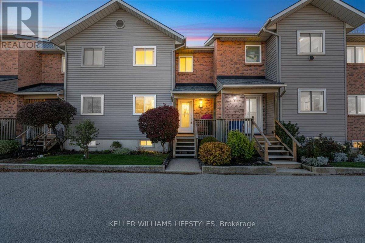 4 - 18 SAUBLE RIVER ROAD, Lambton Shores (Grand Bend)