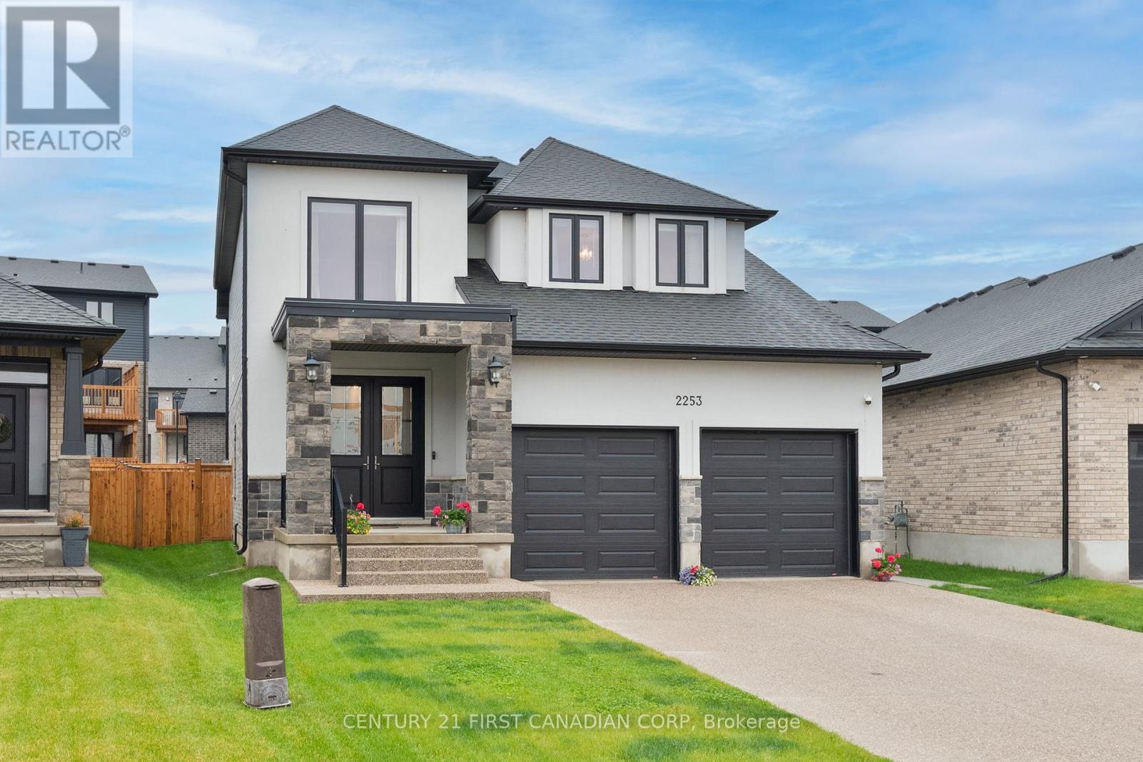 2253 LINKWAY BOULEVARD, London South (South A)