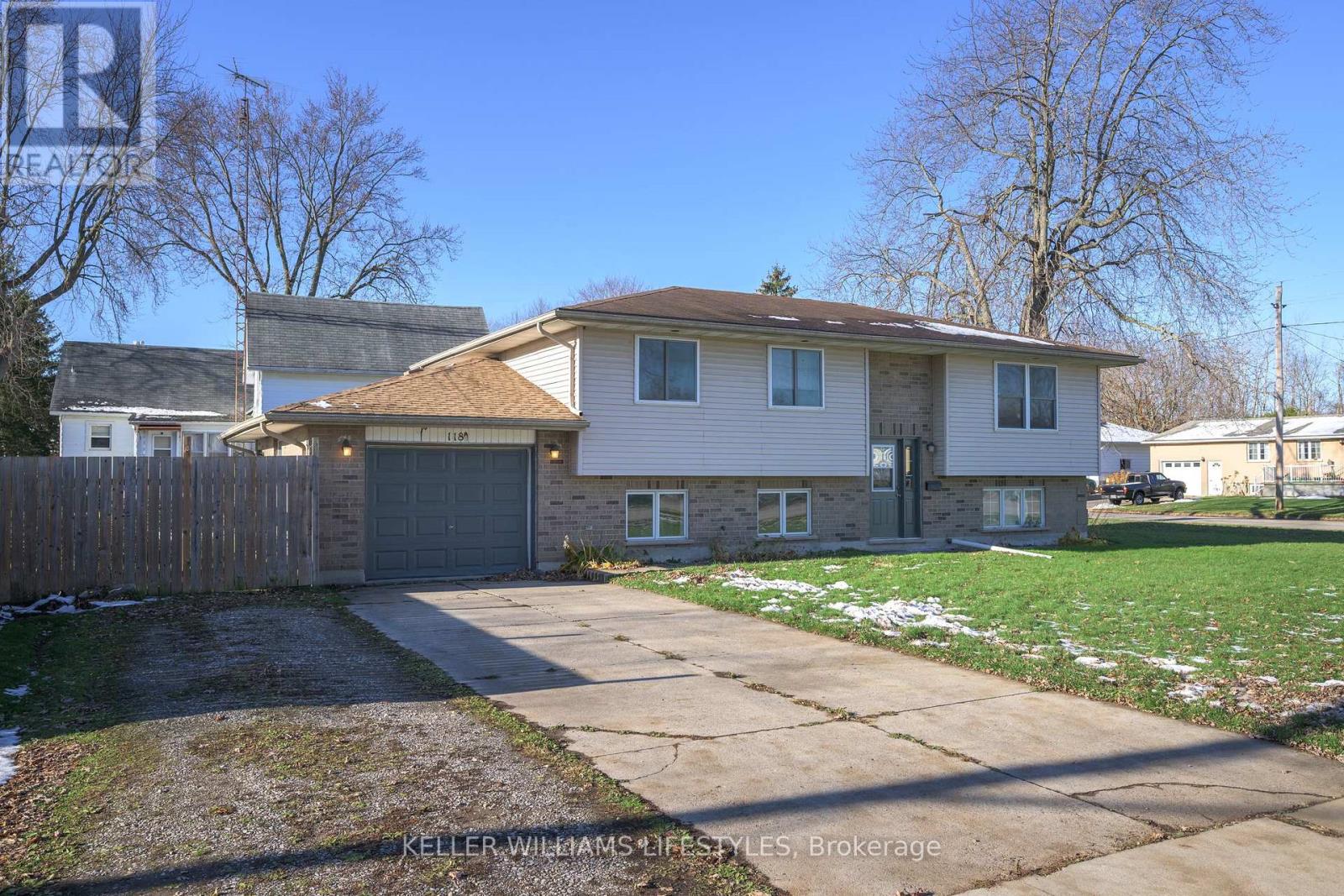 118 MAIN STREET, West Elgin (West Lorne)