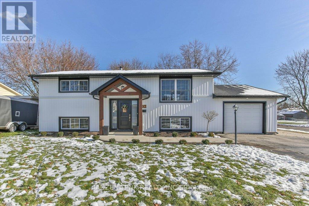 107 FOURTH AVENUE, Aylmer