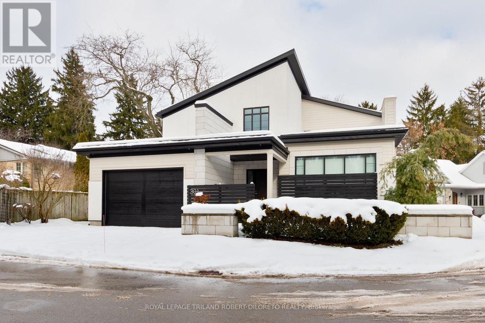 301 WATERSTONE PLACE, London North (North Q)