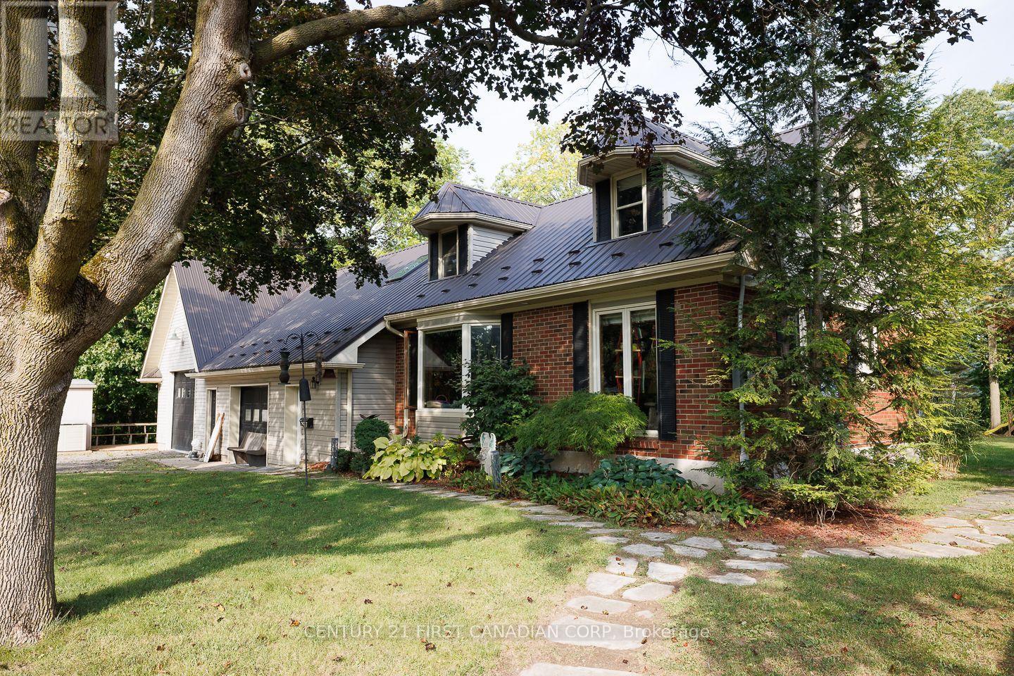 297 ALMA STREET, St. Thomas