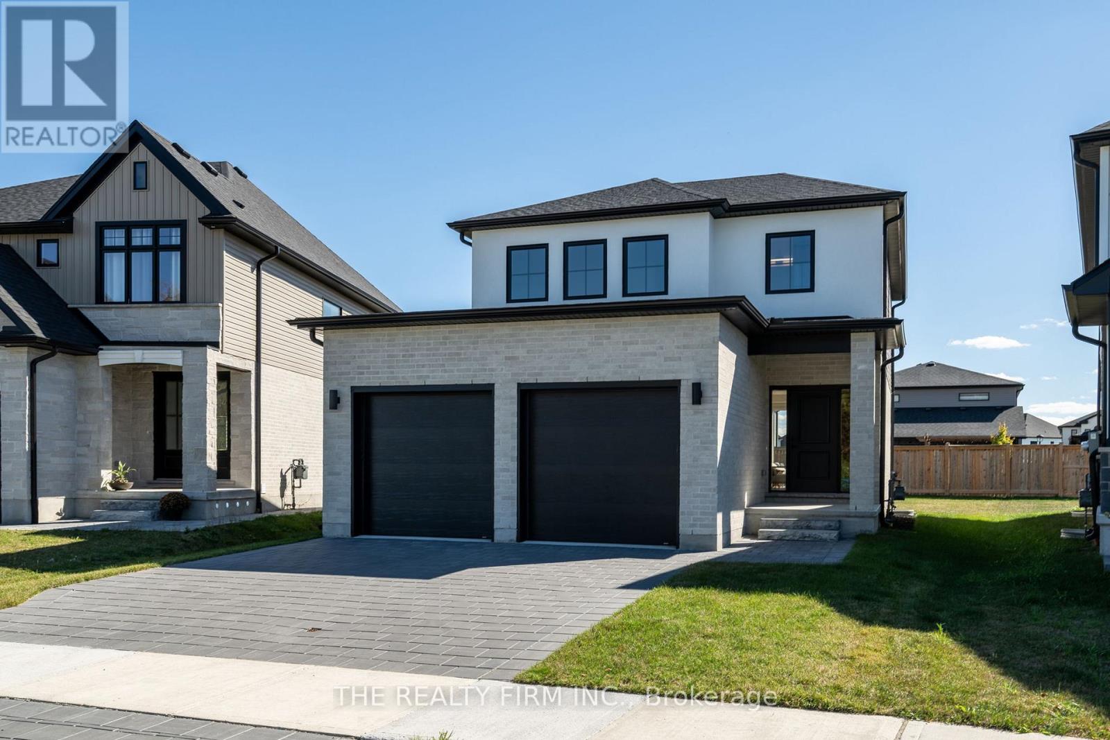 2172 SADDLEROCK AVENUE, London North (North S)