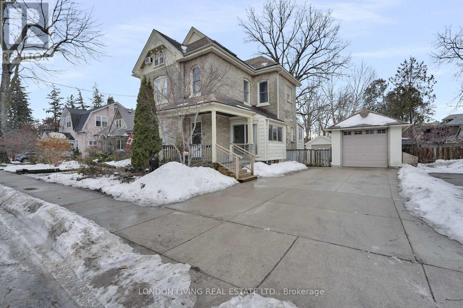 9 MARLEY PLACE, London South (South F)