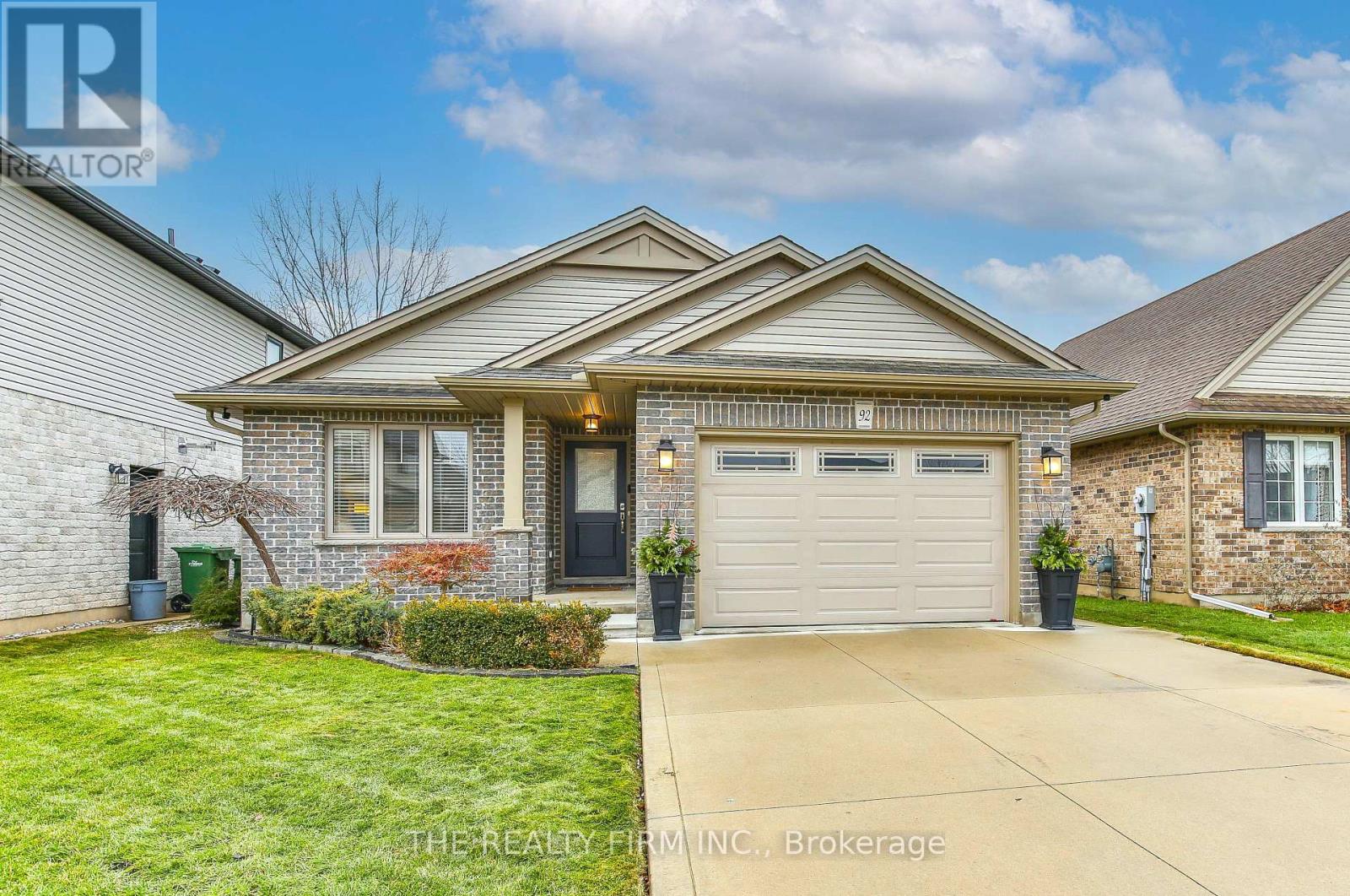 92 WESTLAKE DRIVE, St. Thomas