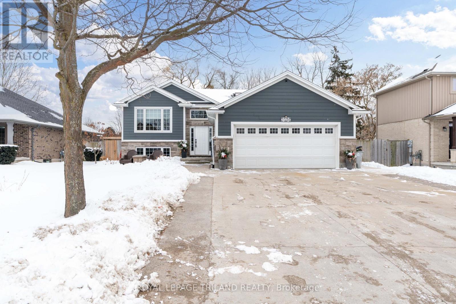 42 FIELDSTONE CRESCENT, Middlesex Centre (Komoka)