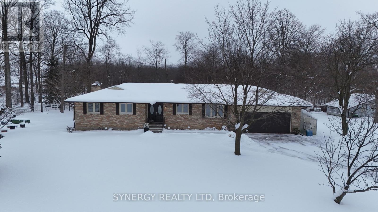 4422 NAUVOO ROAD, Brooke-Alvinston (Brooke Alvinston)