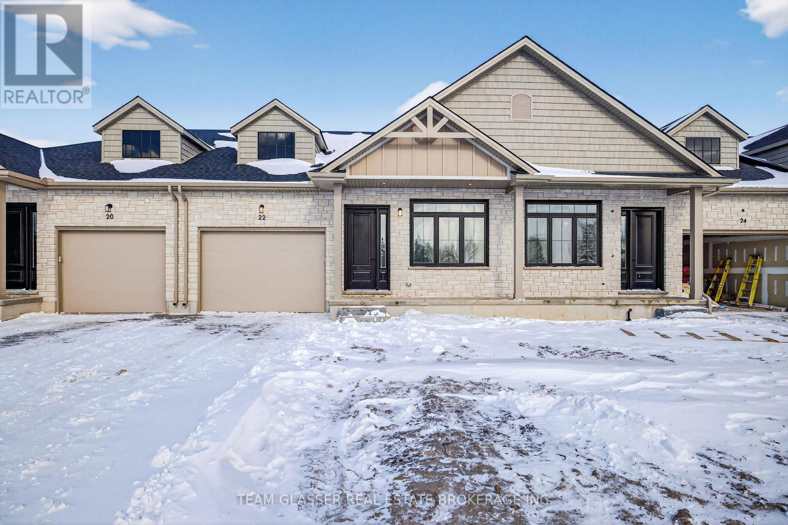 22 DEARING DRIVE, South Huron (Stephen)