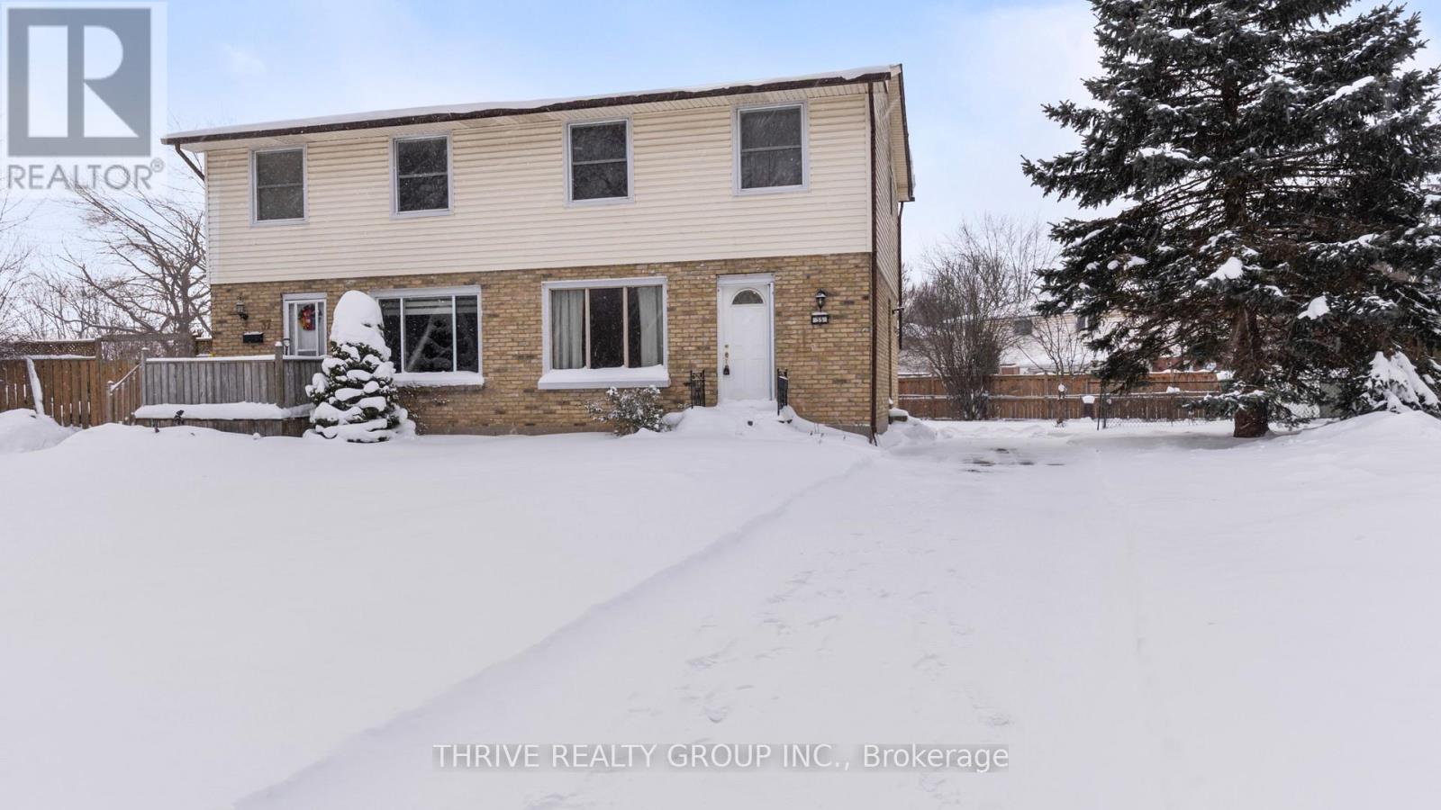 35 KINTAIL CRESCENT, London South (South Y)