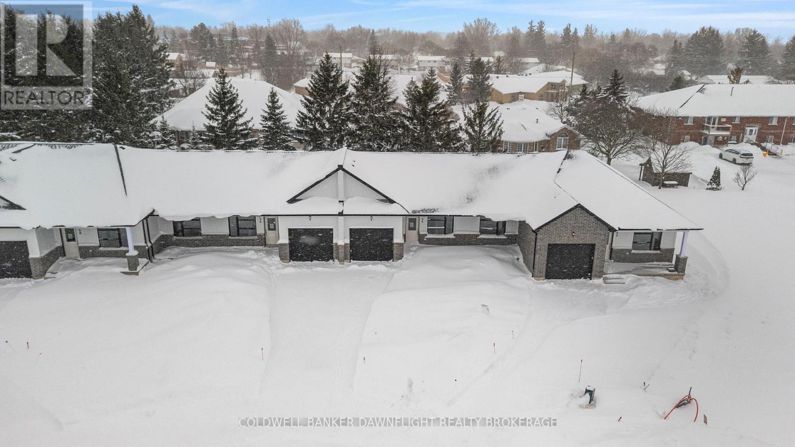 54 MOONLIGHT COURT, Central Huron (Clinton)