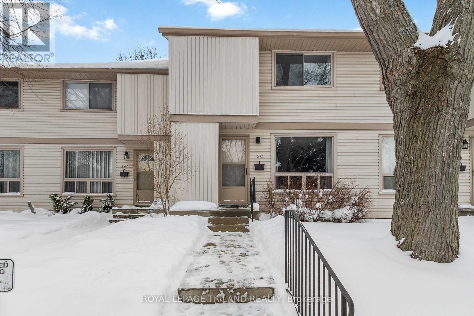 12 - 242 MONMORE ROAD, London North (North F)