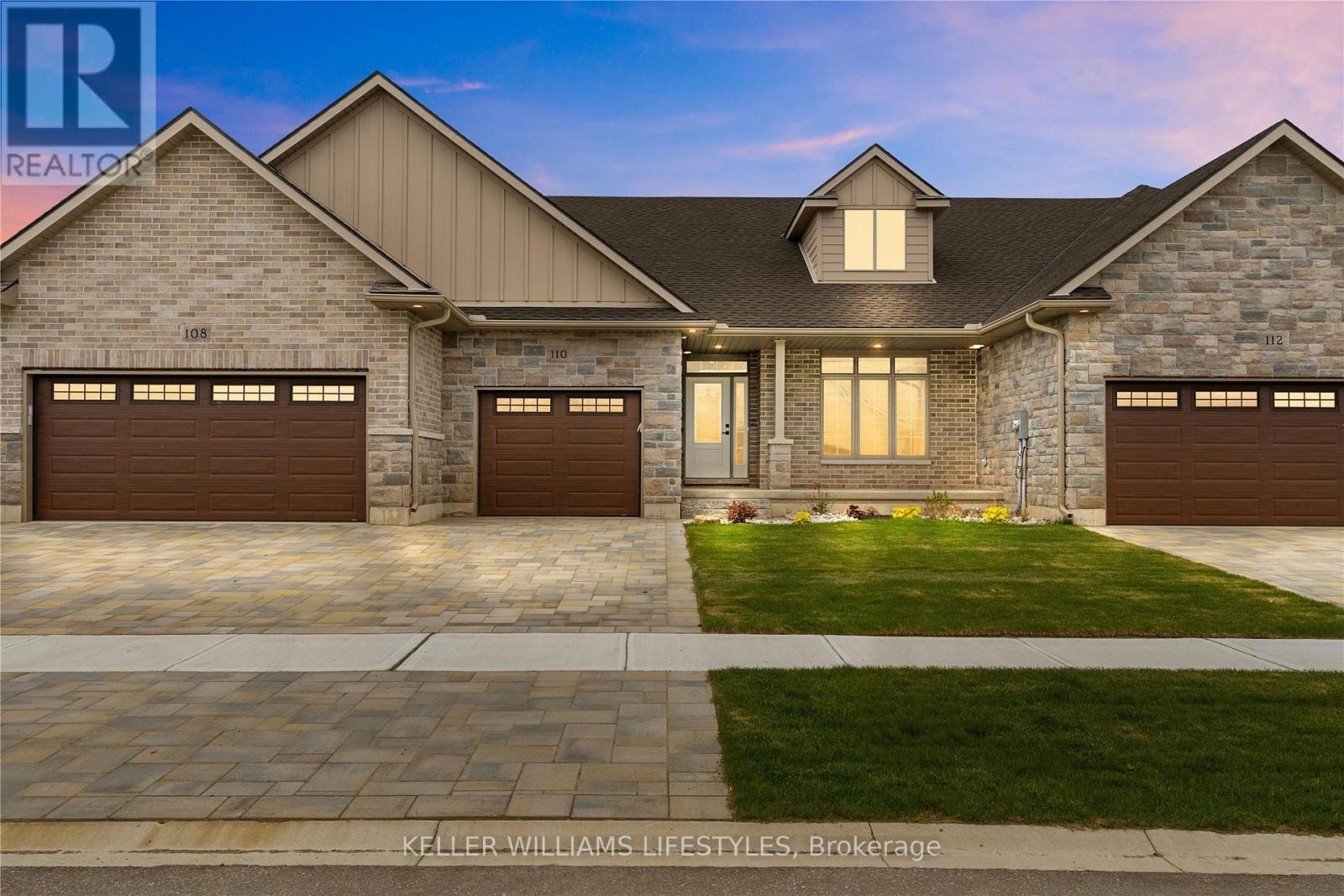 110 LENEVE STREET, Lambton Shores (Forest)