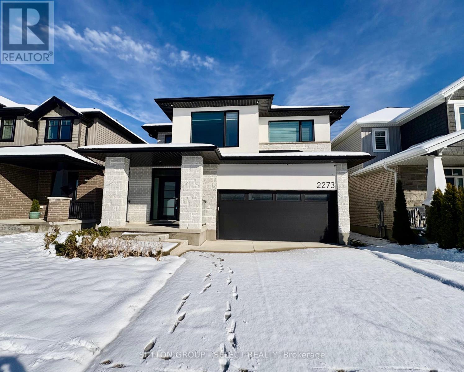 2273 TOKALA TRAIL, London North (North S)