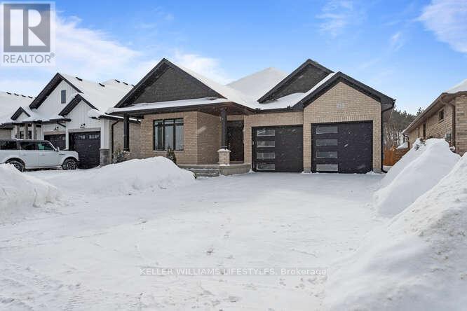 23 ELLIOT STREET, Strathroy-Caradoc (SE)