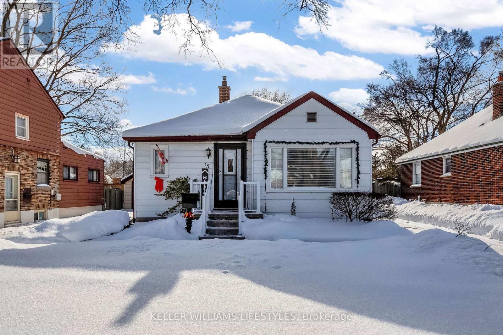 15 DOULTON STREET, London East (East N)