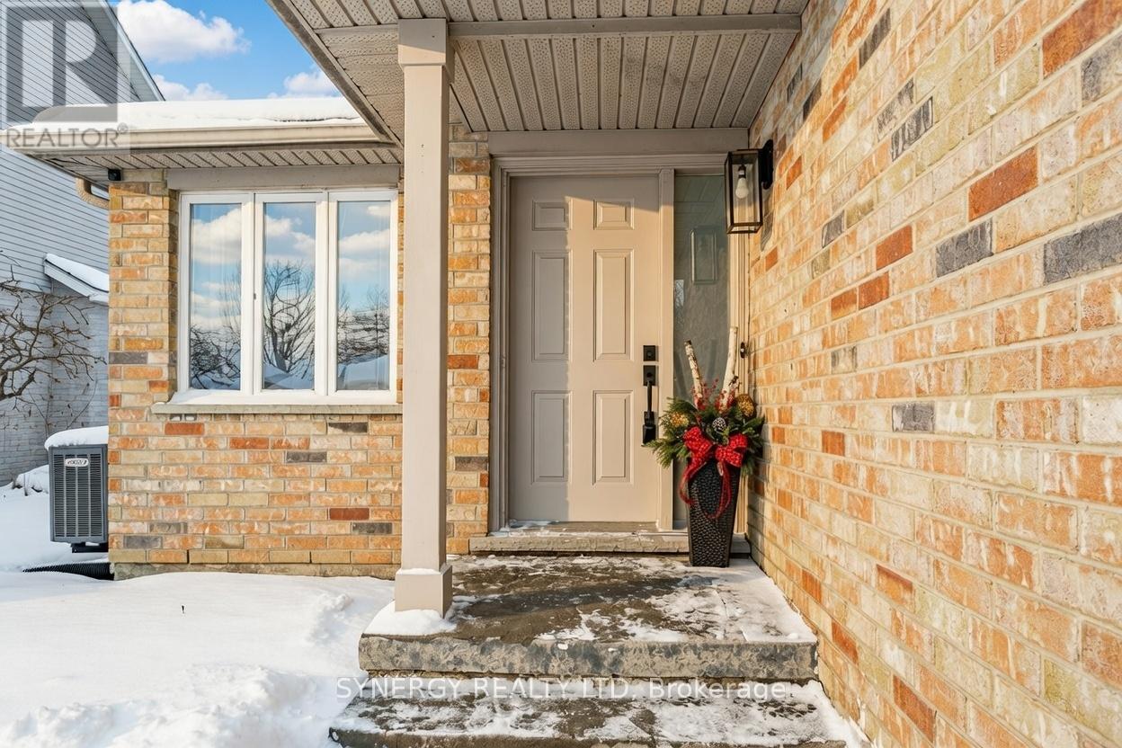 29 JUNIPER CRESCENT, Strathroy-Caradoc (SE)