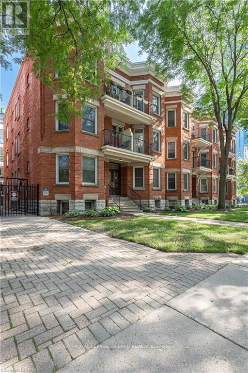 301 - 275 QUEENS AVENUE, London East (East F)