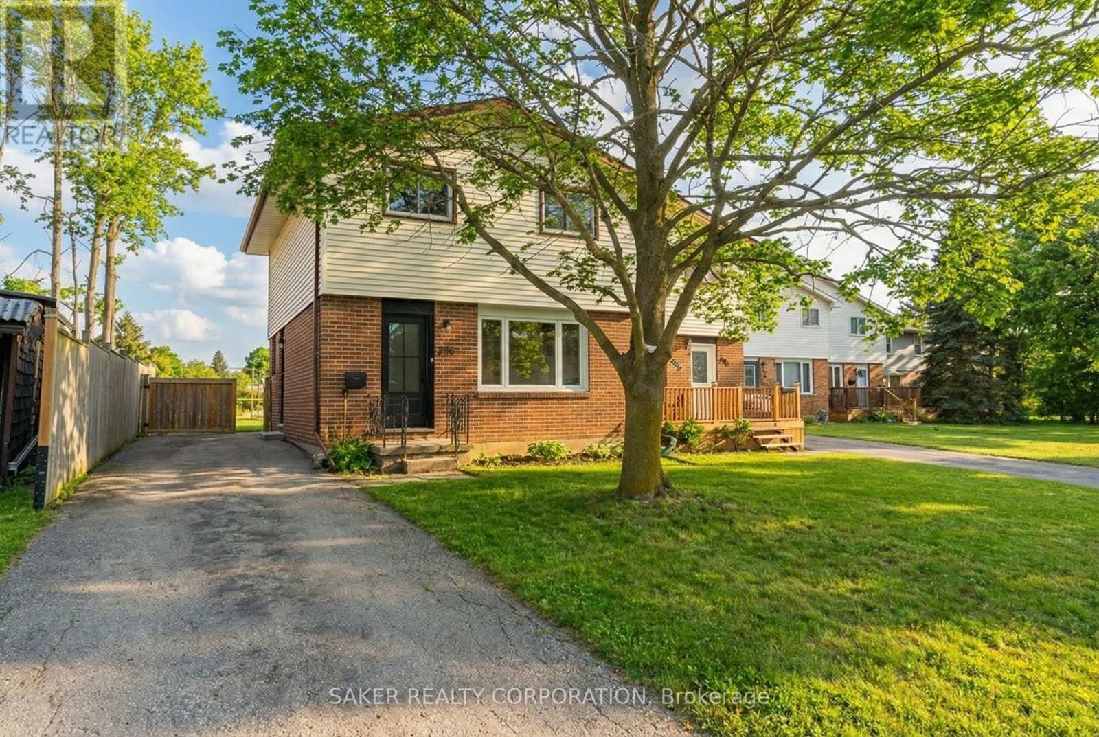 206 ADMIRAL DRIVE, London East (East I)