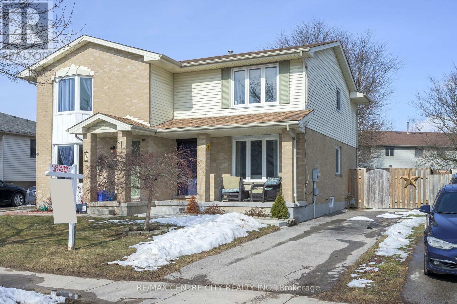 245 MARTINET AVENUE, London East (East I)