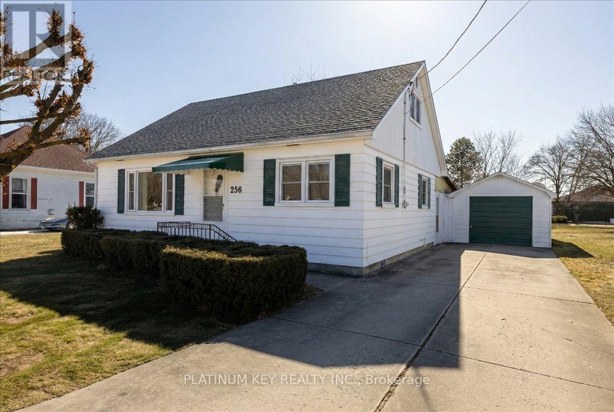 256 KING STREET, Southwest Middlesex (Glencoe)