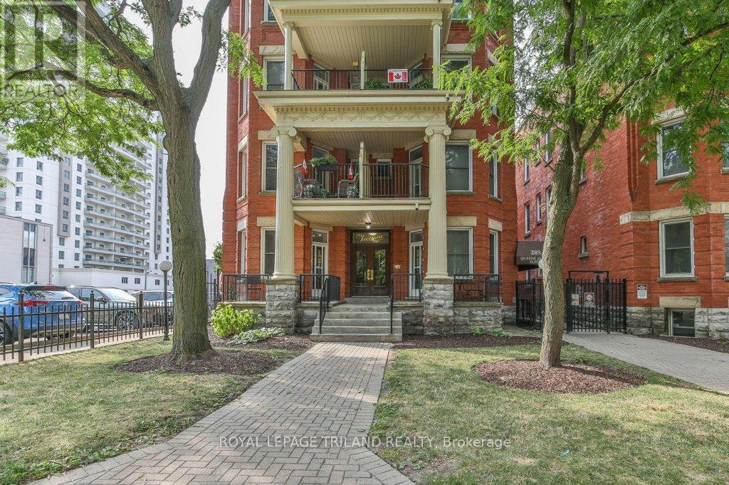 101 - 285 QUEENS AVENUE, London East (East F)