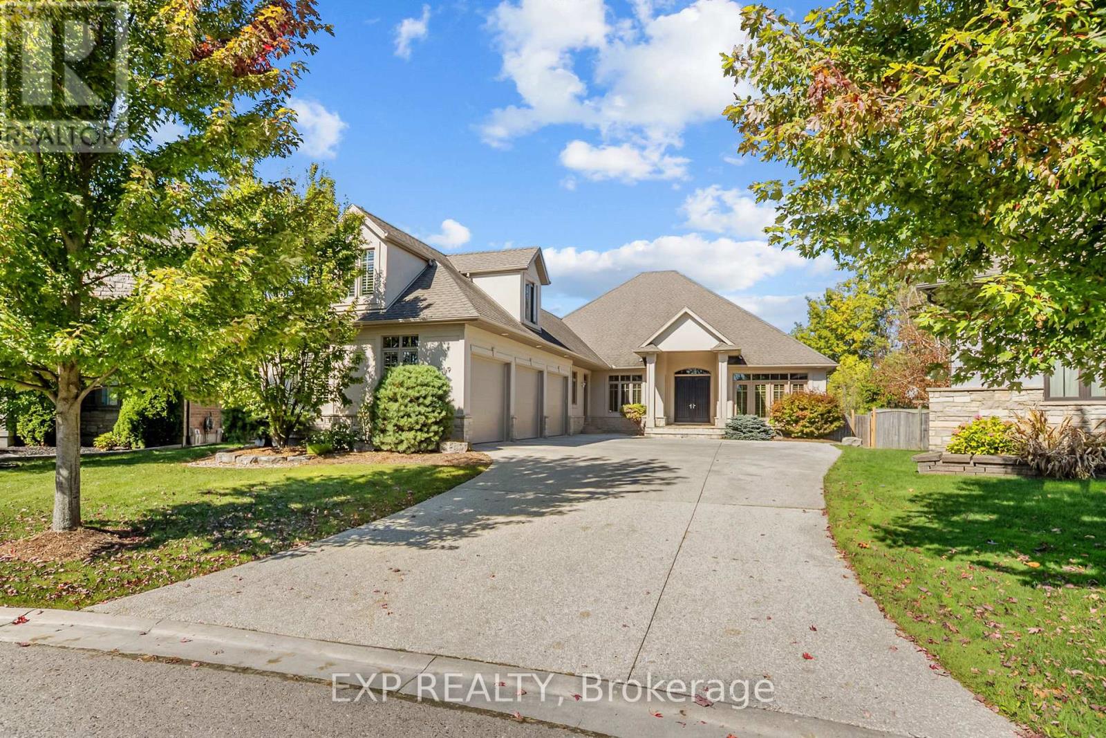 3319 MCLAUCHLAN GROVE, London South (South V)