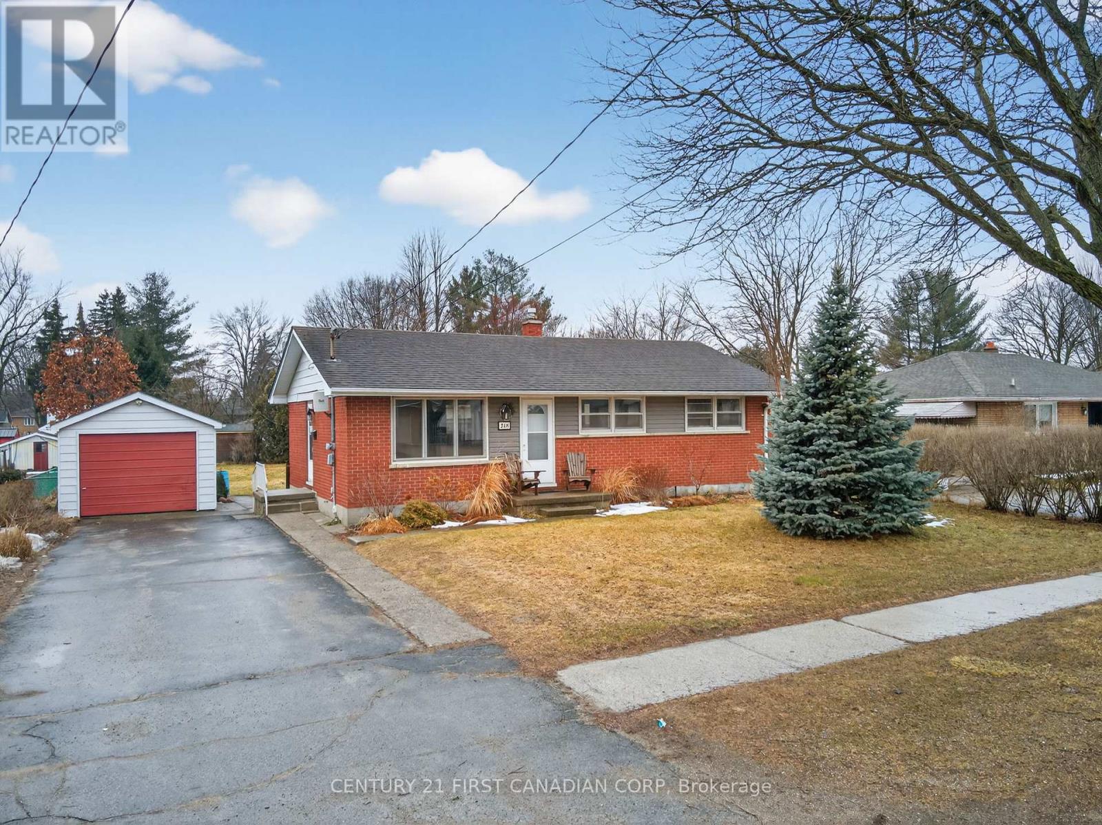248 BEATTIE STREET, Strathroy-Caradoc (SW)