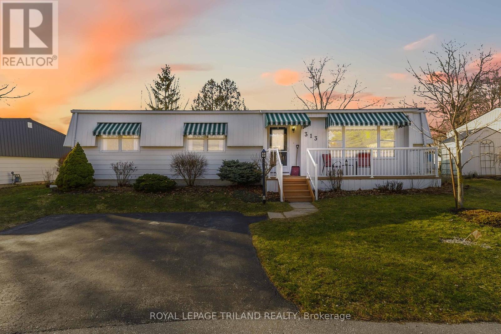 313 PINETREE LANE, South Huron (Stephen)