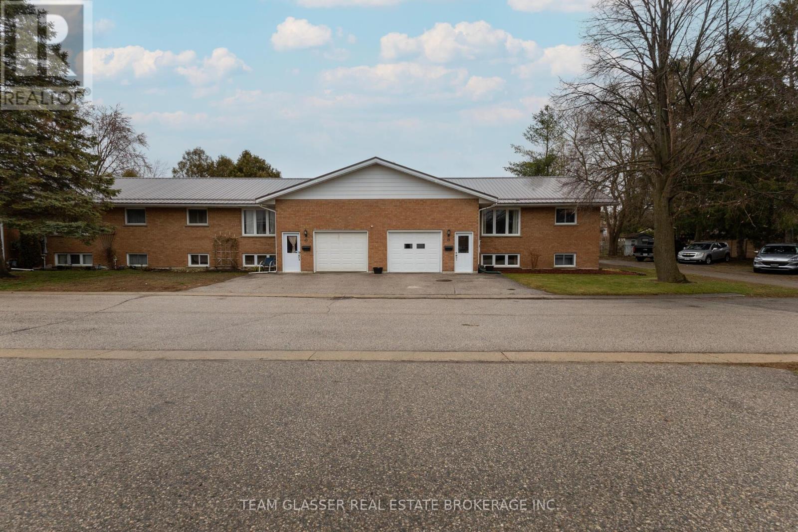 15 - 214 SOUTH STREET W, Aylmer