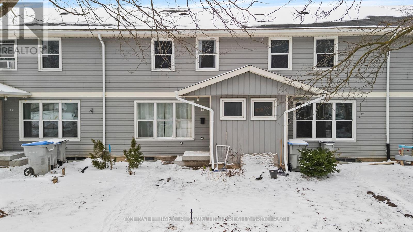 18 - 18 ST CHARLES PLACE, Central Huron (Clinton)