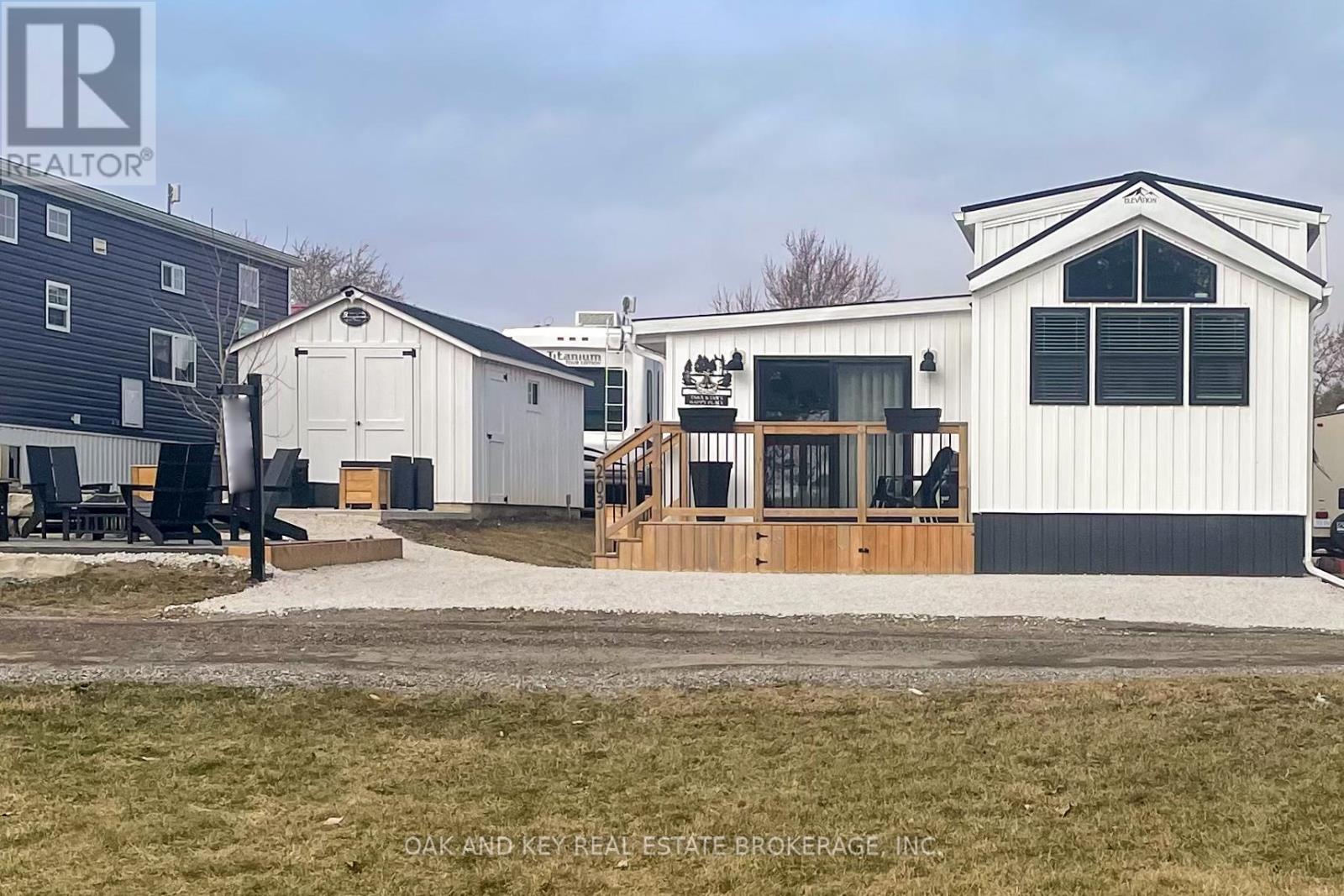 203 - 4838 SWITZER DRIVE, Southwest Middlesex