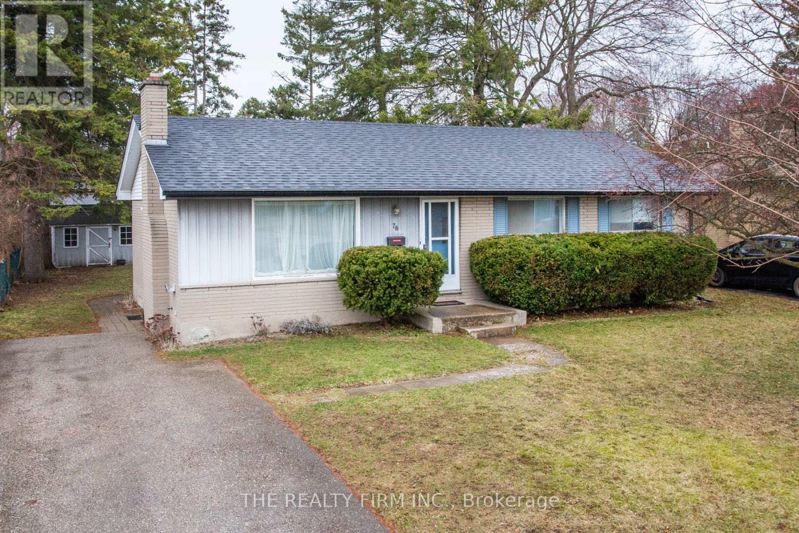 78 STRATHCONA DRIVE, London East (East O)