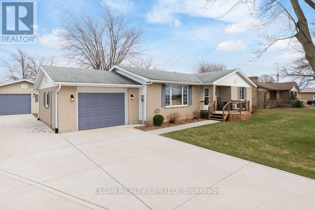 3134 QUEEN STREET, Brooke-Alvinston (Brooke Alvinston)