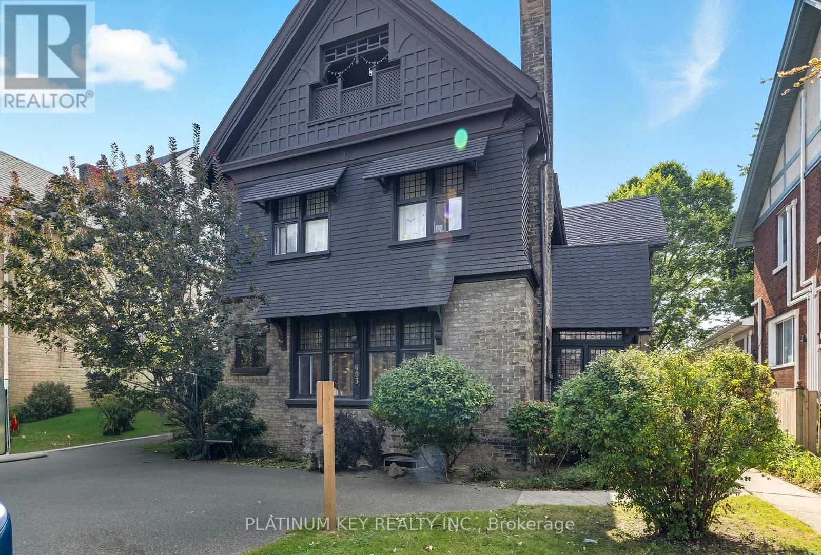 603 QUEENS AVENUE, London East (East F)