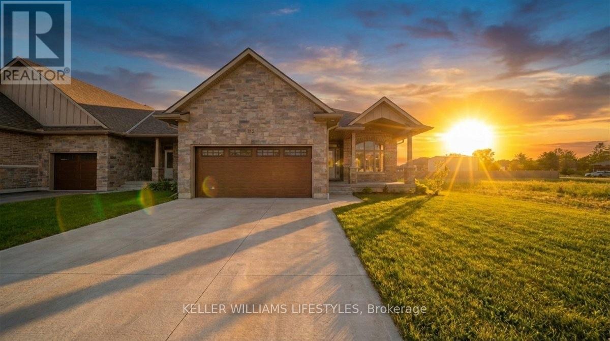 112 LENEVE STREET, Lambton Shores (Forest)