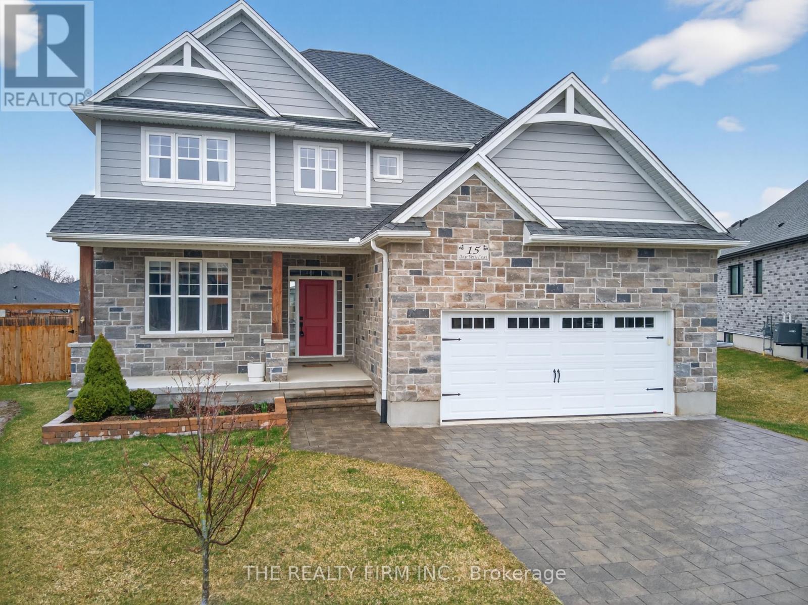 15 OSCAR DAVIS COURT, Strathroy-Caradoc (NE)