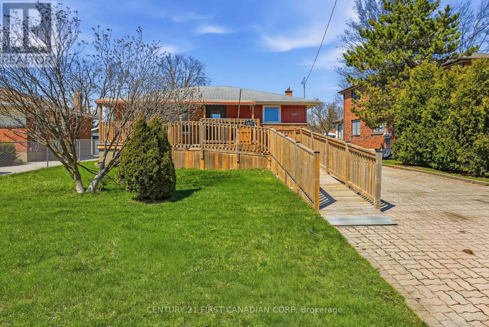 1878 TRAFALGAR STREET, London East (East L)