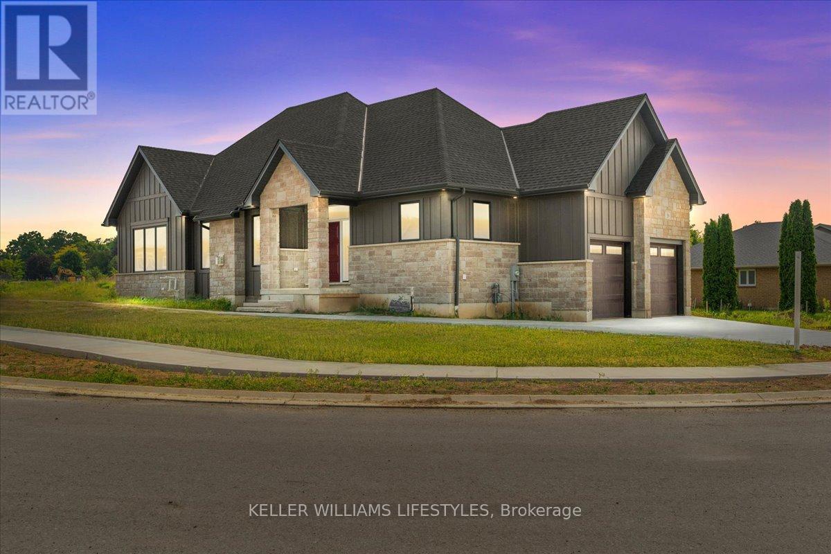 39 EAST GLEN DRIVE, Lambton Shores (Arkona)