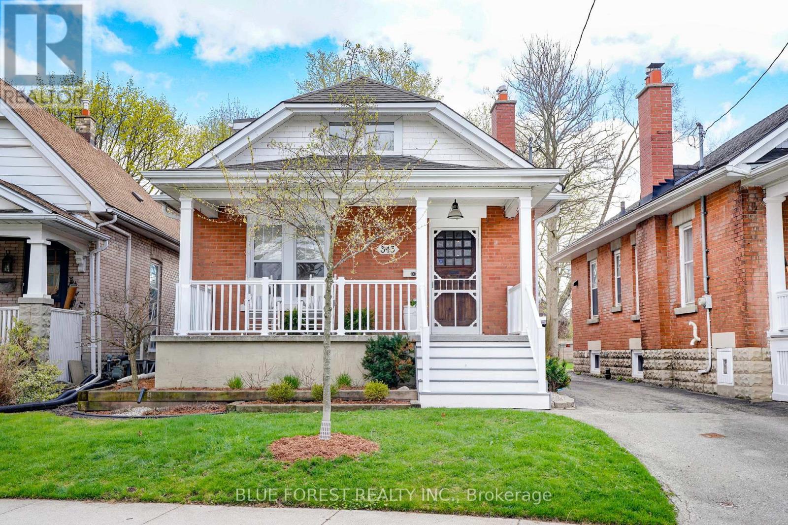 343 EMERY STREET E, London South (South G)