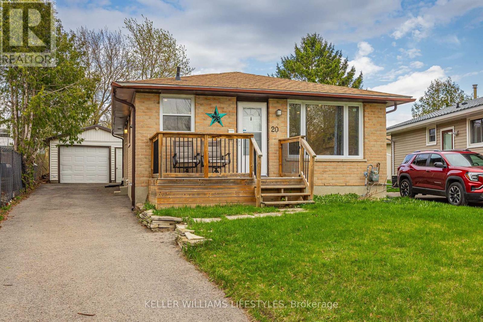 20 GATEWOOD CRESCENT, London East (East A)