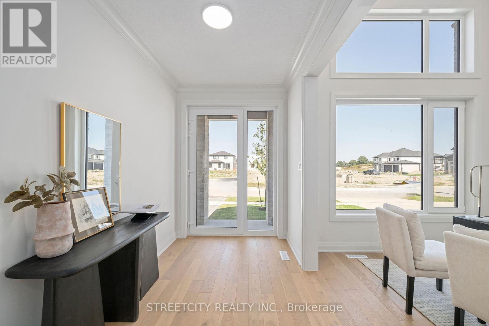 337 MANHATTAN DRIVE, London South (South K)