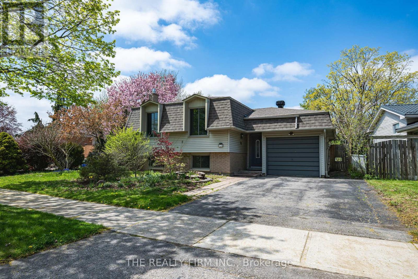 60 BRUNSWICK AVENUE, London North (North I)