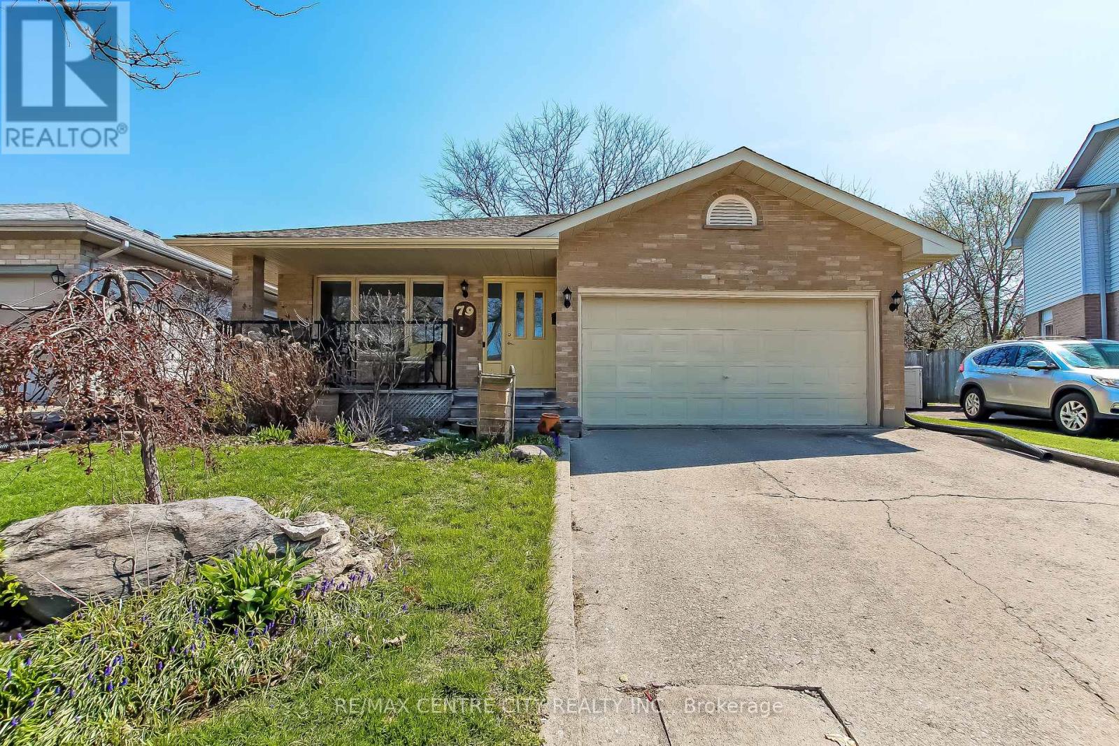 79 ASHLEY CRESCENT, London South (South X)