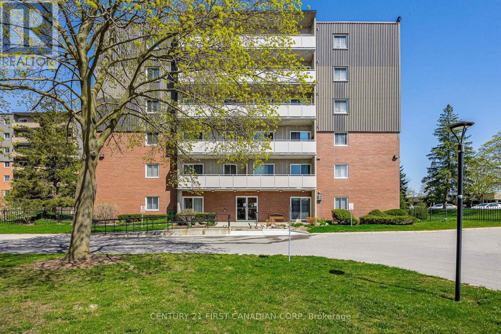 504 - 1104 JALNA BOULEVARD, London South (South X)