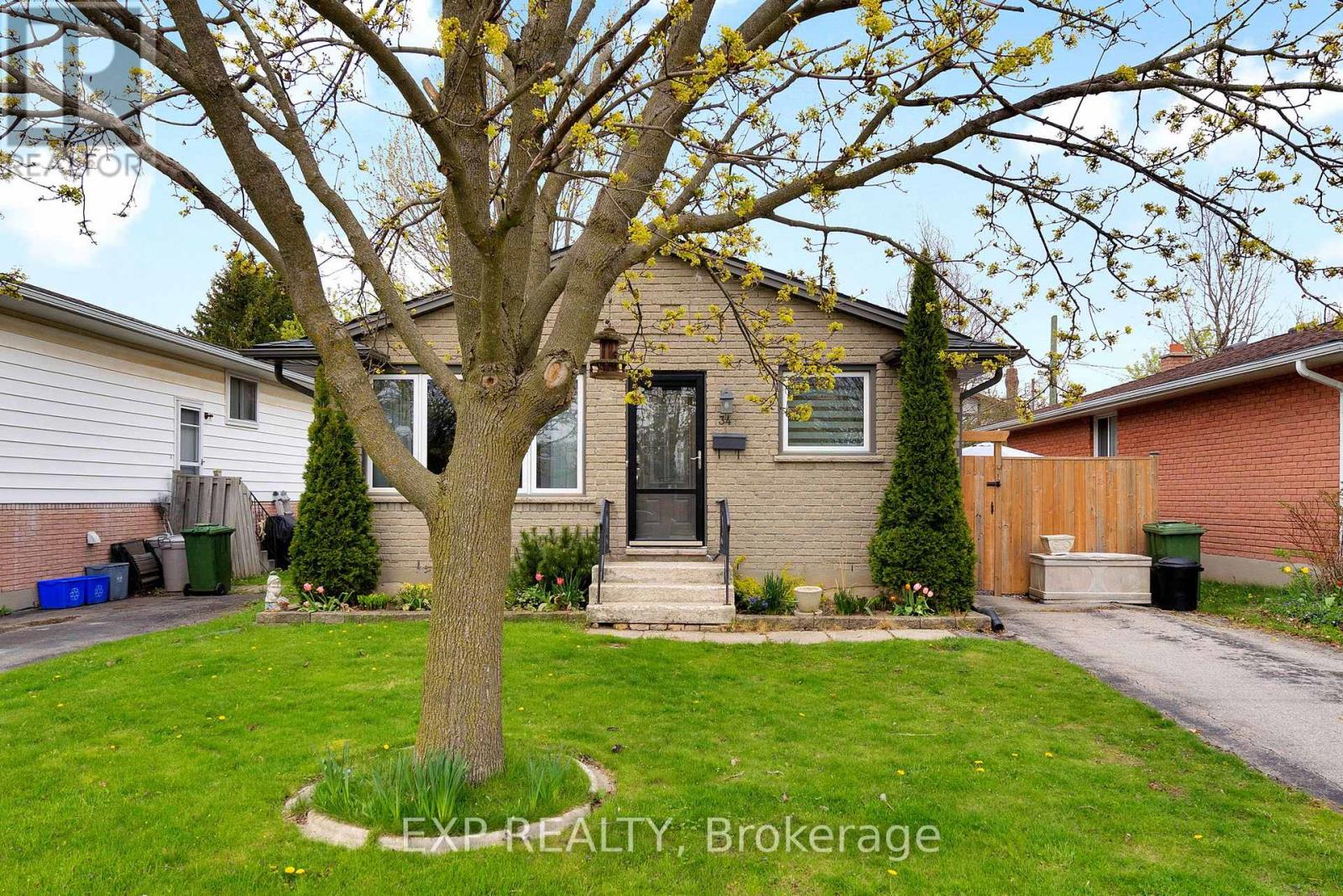 34 TAYLOR CRESCENT, St. Thomas