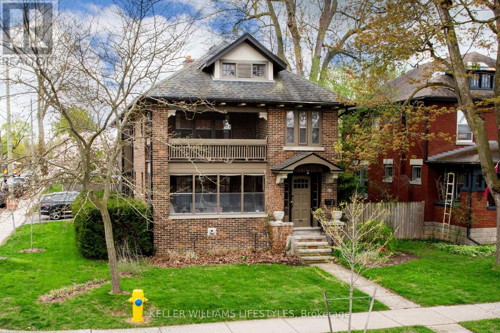117 ELMWOOD AVENUE E, London South (South F)