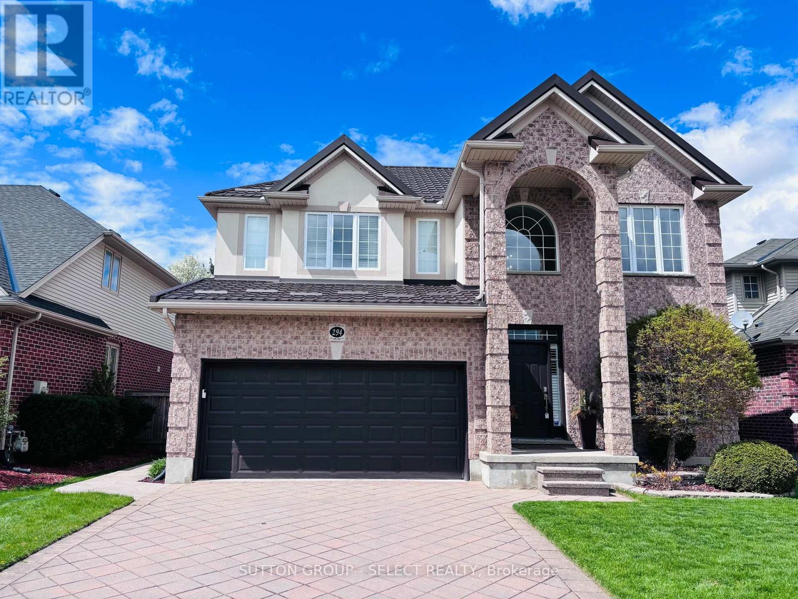 294 BERRYHILL DRIVE, London North (North B)