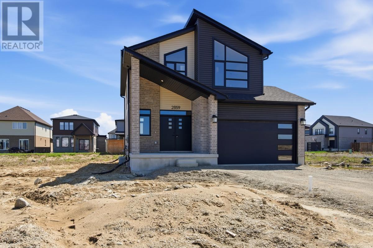 2859 BUROAK DRIVE, London North (North S)