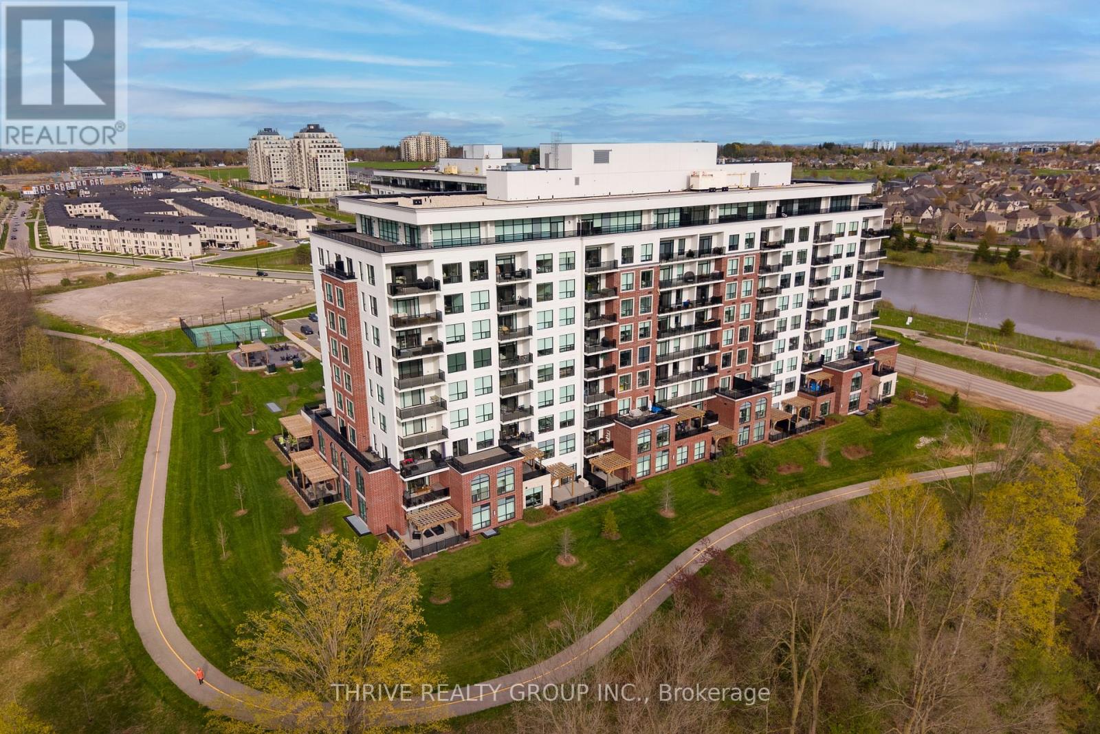 104 - 460 CALLAWAY ROAD, London North (North R)