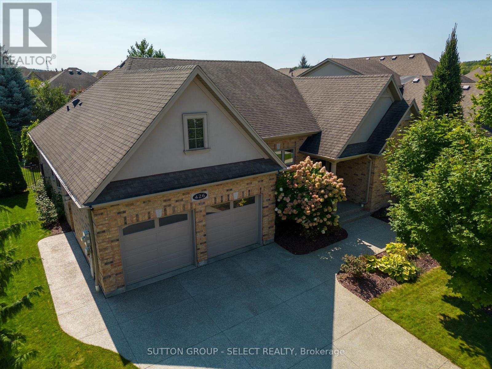 426 DEER RIDGE DRIVE, Kitchener